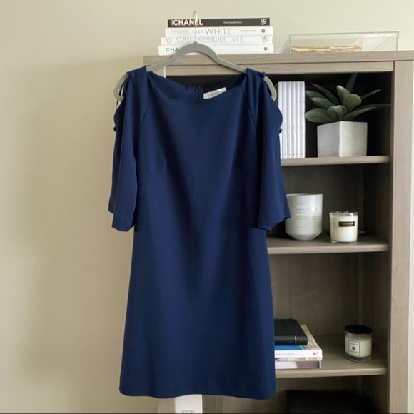Celenavy Cold Shoulder Dress - Picture 3 of 4